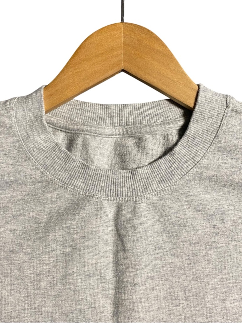 Women’s Vuori Laguna Oversized Crew Pullover Sweatshirt - Picture 5 of 7